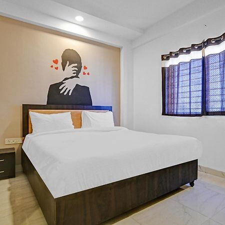 Hotel Collection O The Eternity Near Lig Sqaure Indore Exterior foto